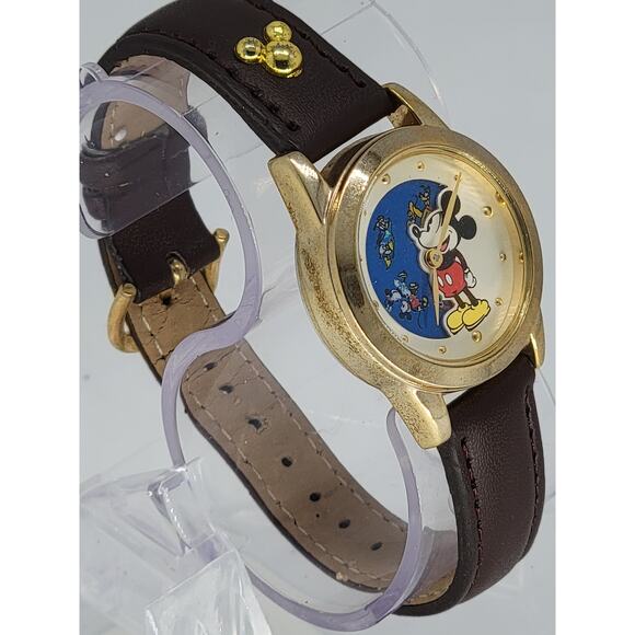 Vintage  Mickey Mouse Watch Disney Collectible Brown Leather Band Watch - Picture 5 of 9